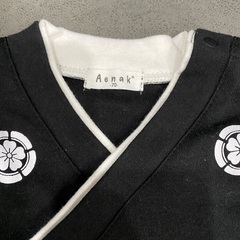 袴ロンパースの画像