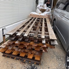 パレット(木製)の画像