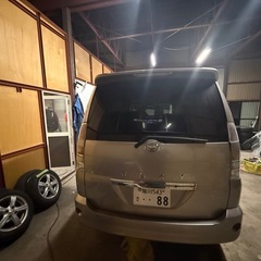 65ヴォクシー　4WD 車検8年７月まで！の画像