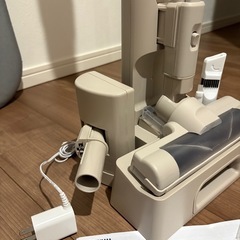 掃除機 コードレスクリーナー アイリスオーヤマ SCD-L3P アタッチメント付きの画像