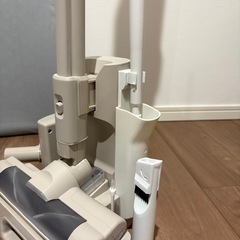 掃除機 コードレスクリーナー アイリスオーヤマ SCD-L3P アタッチメント付きの画像