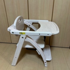 テーブル付きベビーチェア　ホワイトの画像