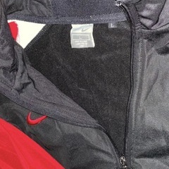 NIKEのナイロン ジップアップジャケットの画像