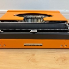 SILVER-REED タイプライター　モデル715　　の画像