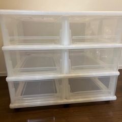 衣装ケースの画像