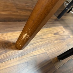 【11/16まで優先】ダイニングテーブル　4人掛け　黒　中古の画像