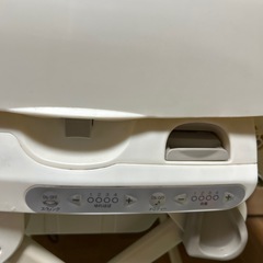 コンビ電動バウンサーの画像