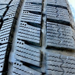 プリジストンスタッドレスホイール付きタイヤ　165/70R14 81Qの画像