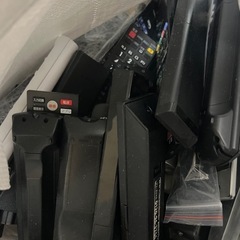 転売や使用にでも　動作確認済み　リモコン　15個の画像