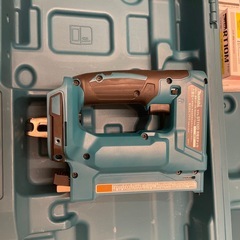 マキマ 充電式タッカST112Dの画像