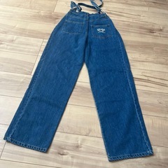 【新品】byLOVEit サスペンダー付きデニムパンツ160cmの画像