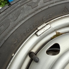 【至急】タイヤ　スタッドレスの画像
