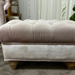 チェスターフィールド　ベルベットソファー1人がけ、オットマン付きの画像