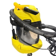 ケルヒャーKRCHER WD3 乾湿両用バキュームクリーナーの画像