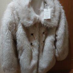 グレイル　コートの画像