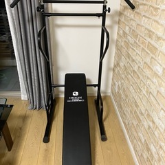 懸垂マシーンの画像