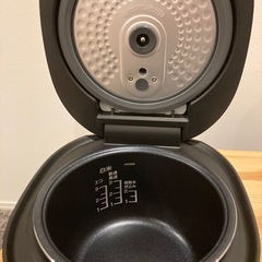 炊飯器の画像