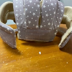 赤ちゃんの頭保護の画像