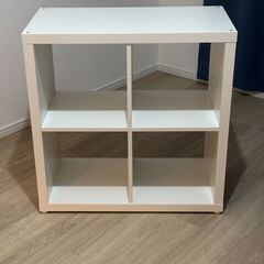 収納棚（ホワイト）4マス　ほぼ新品。昨年購入。サイズ：約77×39×77cm（縦×横×高さ）の画像