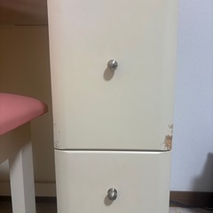 チェア付！傷あり🩹花柄ライトが便利
 の画像