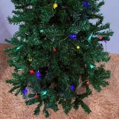 新品　組立済み　クリスマスツリー　180cm LEDライト付き の画像