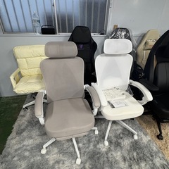 様々なゲーミングチェア　オフィスチェア 　の画像