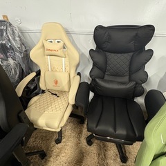 様々なゲーミングチェア　オフィスチェア 　の画像