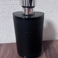 PRADA 香水の画像