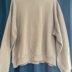 DIVIDED　トレーナーの画像