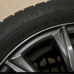 プリウス　スタッドレス4本セットの画像