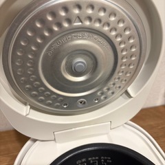 愛知県小牧市　SHARP 炊飯器　白  の画像