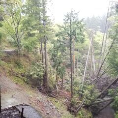 ＜富津市豊岡＞■■山に囲まれた静かな環境！川脇物件！■■