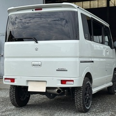 総額203.7万円★R3年式　エブリイワゴン　PZターボスペシャル　プラスライン公認4インチリフトアップ　プラスライン前後バンパー　プラスラインマフラー　ALPINE8インチナビ　ALPINEフリップダウンモニター　ALPINEデジタルインナーミラー　スキッドプレートの画像