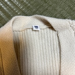 子供服 サイズ１１０ UNIQLO 白カーディガンの画像