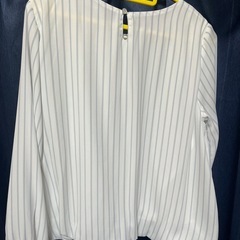 ハニーズ　ブラウスの画像