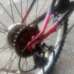 24インチ　高学年向けかな？😅　前後ブレーキ・ギアチェンジ・ホームセンターにて調整済み♪の画像