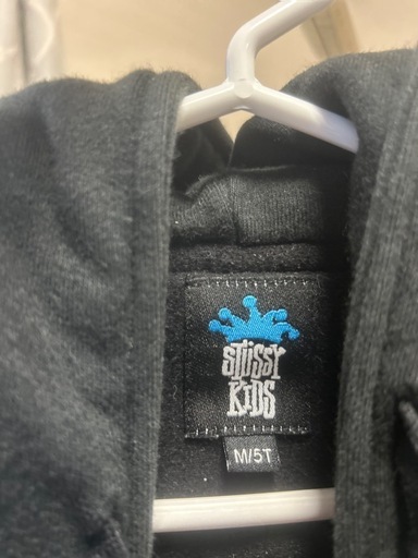 レア　《 stussy 》　キッズ服　5T  110サイズ　トップス　ジップパーカー