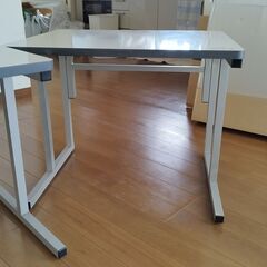 プリンターなどを置く台　丈夫の画像