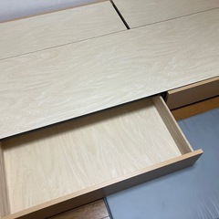 ベッドフレームの画像