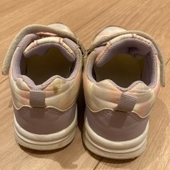 スニーカー　16㎝　ピンク紫の画像