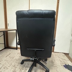 オフィスチェアの画像