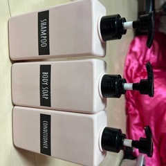 シャンプーボトルの画像