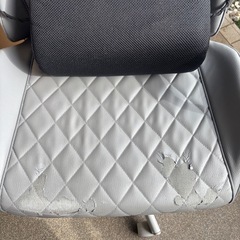 IKEA 
ゲーミングチェアの画像