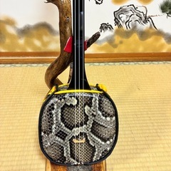 沖縄三線！新品！貴重！知念大工型！本蛇皮！本張り！【一枚張り】⑳の画像