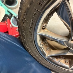 15インチ　ブロックタイヤの画像