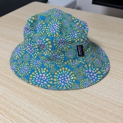 パタゴニア リバーシブル サンハット（キッズ 5Tサイズ）の画像