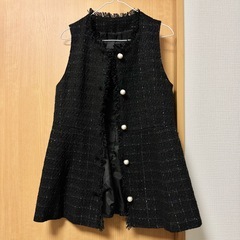 ツイードベストジレ　美品　パールボタンの画像