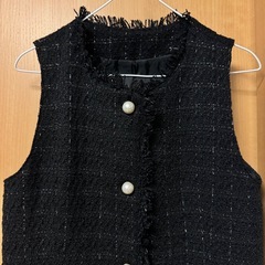 ツイードベストジレ　美品　パールボタンの画像