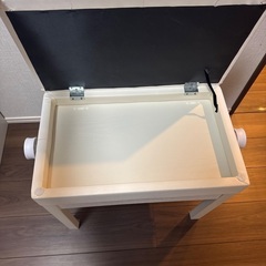 収納付きピアノ椅子の画像