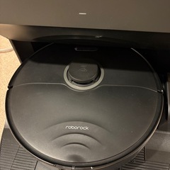 Roborock S8 Pro Ultra 全自動ロボット掃除機✨（掃除・モップ自動洗浄・乾燥機能付き）の画像